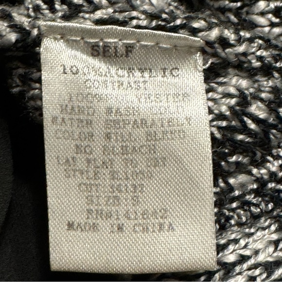 Tinley Sweater Size Small - Picture 9 of 12